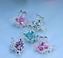 一元飾品、兩元店供應 小樹葉貓眼小頂夾的廠家直銷與批發(fā)優(yōu)勢