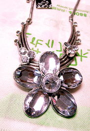 批發(fā)零售飾品 3元起批，千款精選，美發(fā)飾品全方位供應(yīng)