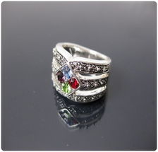 歐美外貿(mào)原單美發(fā)飾品批發(fā)零售 打造時(shí)尚發(fā)型的商業(yè)機(jī)遇